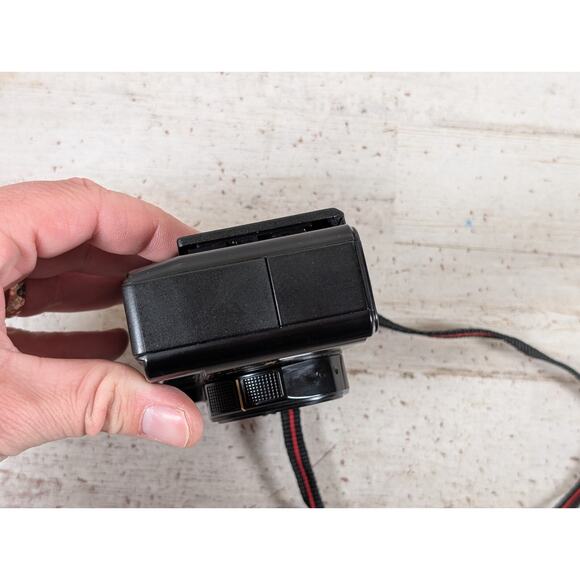 Vtg Fuji TW-300 38/65mm Film Camera w Case Pre-Winding Point Shoot PARTS/REPAIR - Picture 10 of 15